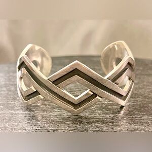 Perfect Native American-made 950 Sterling Silver Cuff Bracelet